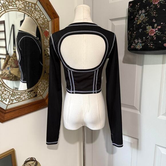 Poster Girl Black & White Contrast Stich Zip Up Long Sleeve Crop Top w Boning S - Picture 6 of 8